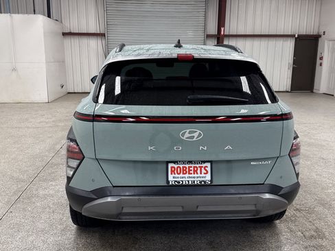 Used 2024 Hyundai Kona Limited image 17