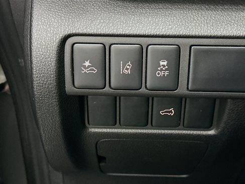 Used 2025 Mitsubishi Eclipse Cross SE AWD/4WD image 17