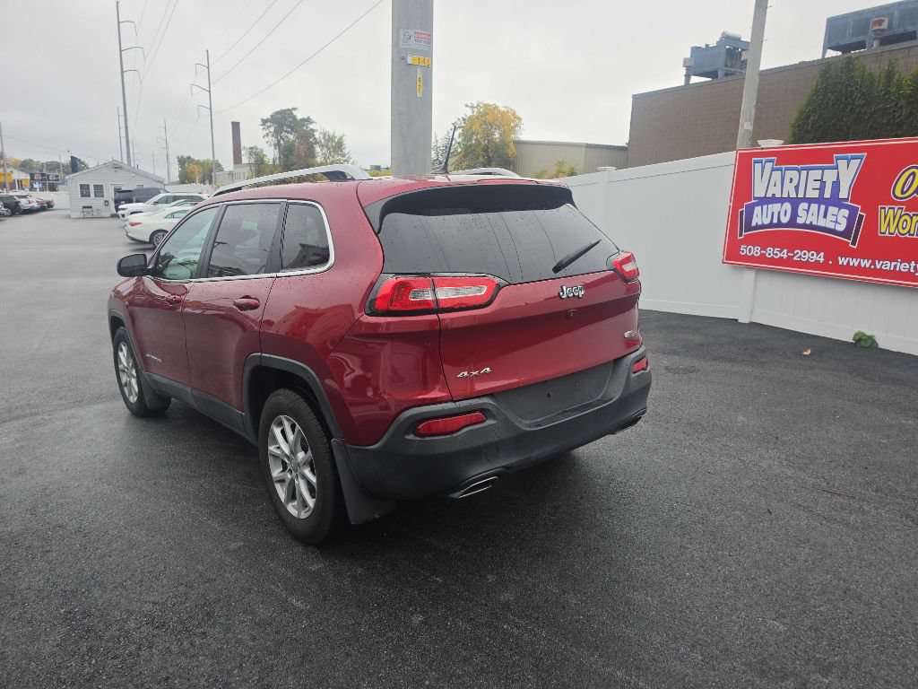 Used 2015 Jeep Cherokee Latitude w/ Cold Weather Group AWD/4WD image 10