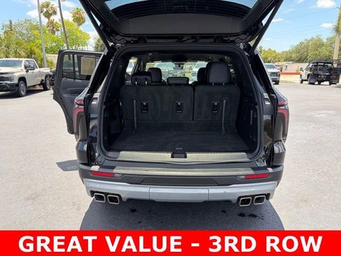 Used 2026 Chevrolet Traverse LT w/ Driver Confidence Package FWD image 17