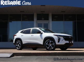 Used 2024 Chevrolet Trax RS video 1