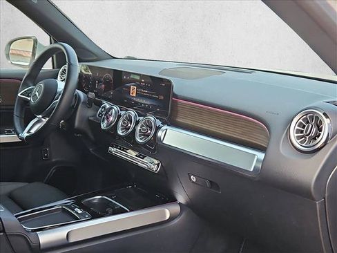 Certified 2026 Mercedes-Benz GLB 250 image 22