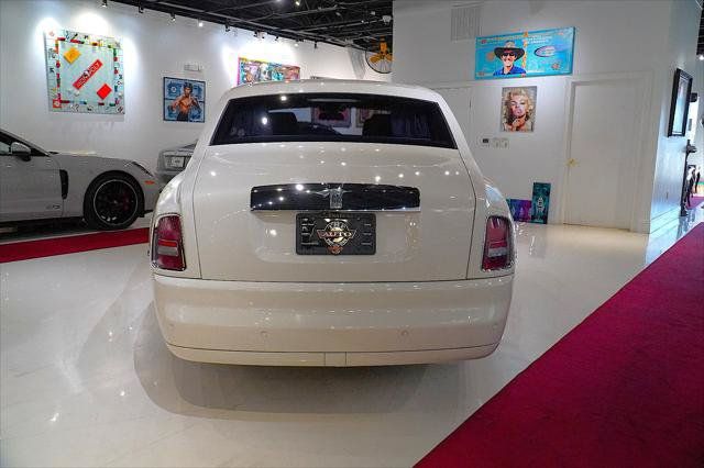 Used 2009 Rolls-Royce Phantom Sedan RWD image 12