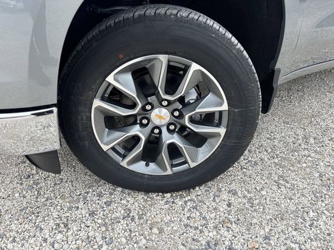 New 2026 Chevrolet Silverado 1500 LT image 13