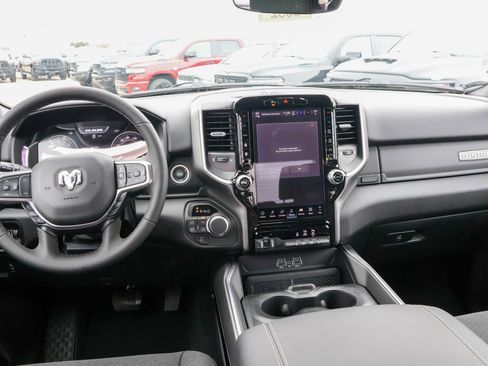 New 2026 RAM 1500 4x4 Crew Cab image 14