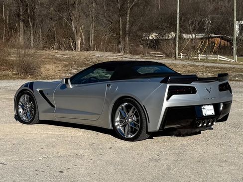 Used 2019 Chevrolet Corvette Stingray Convertible w/ 3LT Preferred Equipment Group image 4