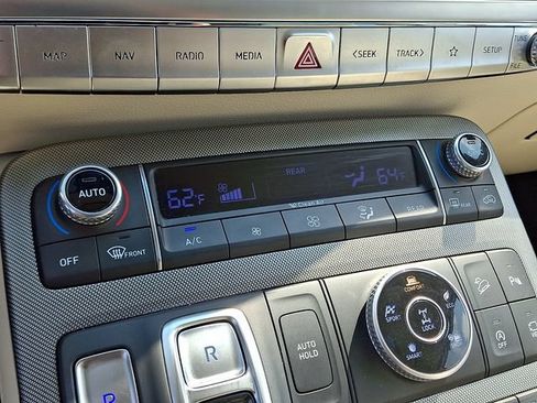 Used 2020 Hyundai Palisade Limited AWD/4WD image 17