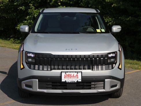 New 2027 Kia Seltos LX AWD/4WD image 2