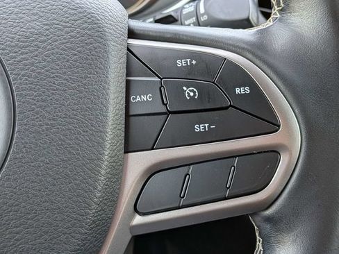 Used 2021 Jeep Cherokee Latitude Lux 80th Anniv w/ Quick Order Package 26U 80TH AWD/4WD image 28