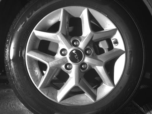 Used 2025 Kia Soul LX w/ LX Technology Package FWD image 13