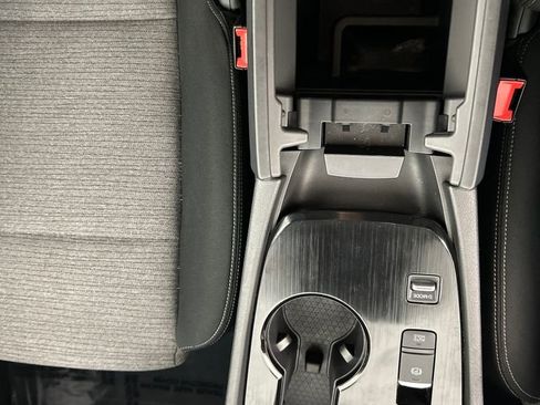 Used 2023 Nissan Rogue SV image 23