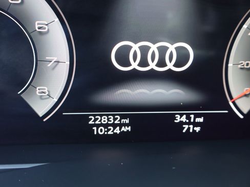 Used 2023 Audi Q7 2.0T Premium Plus w/ Premium Plus Package AWD/4WD image 11