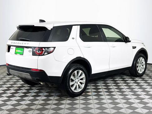Used 2019 Land Rover Discovery Sport SE AWD/4WD image 10