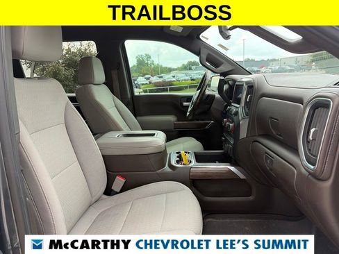 Used 2022 Chevrolet Silverado 1500 LT Trail Boss w/ Convenience Package II AWD/4WD image 25