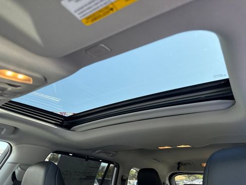 New 2026 Toyota Highlander XLE AWD/4WD image 20