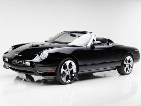 Used 2002 Ford Thunderbird RWD image 9