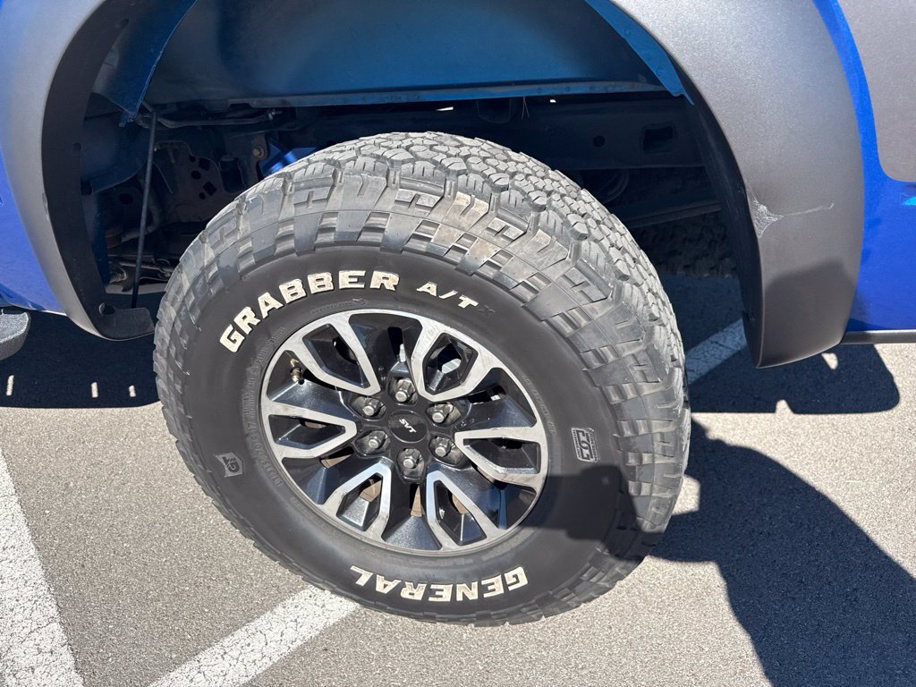 Used 2013 Ford F150 Raptor w/ Exterior Graphics Pkg AWD/4WD image 17