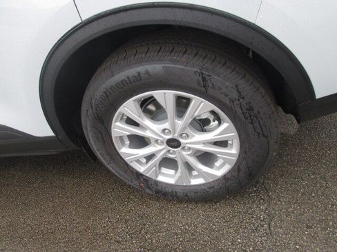 New 2026 Ford Escape Active image 31