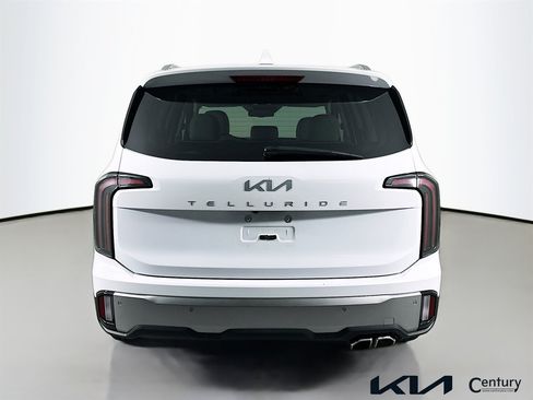 Certified 2025 Kia Telluride EX FWD image 6