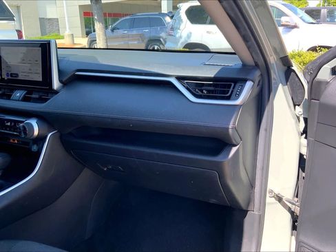 Used 2023 Toyota RAV4 XLE FWD image 18