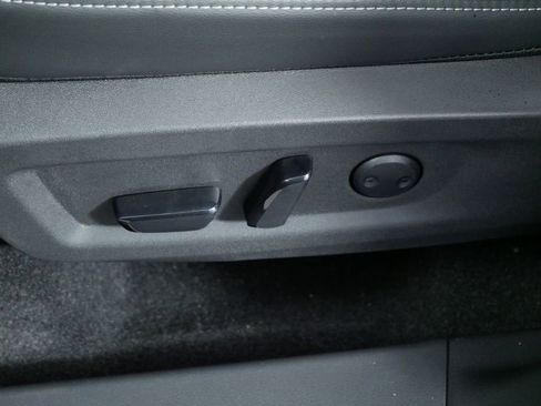 Used 2025 Nissan Murano SL image 22