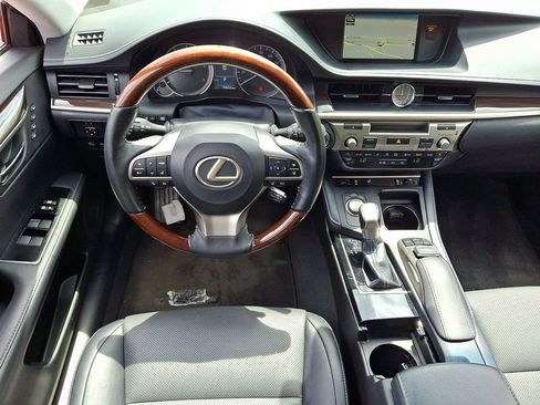 Used 2018 Lexus ES 350 w/ Navigation System Package FWD image 10