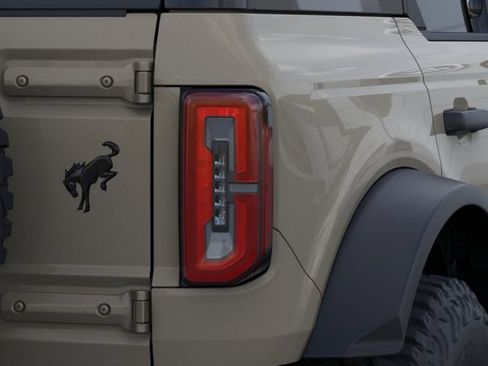 New 2026 Ford Bronco Badlands AWD/4WD image 23