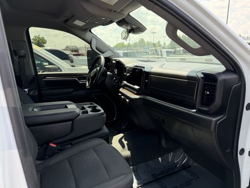 Used 2025 Chevrolet Silverado 2500 LT w/ Convenience Package AWD/4WD image 27