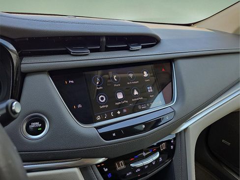 Certified 2021 Cadillac XT5 Premium Luxury image 16