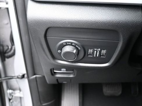 New 2026 Jeep Grand Cherokee Laredo AWD/4WD image 14