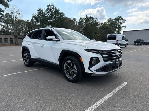 Certified 2026 Hyundai Tucson SEL AWD/4WD image 4