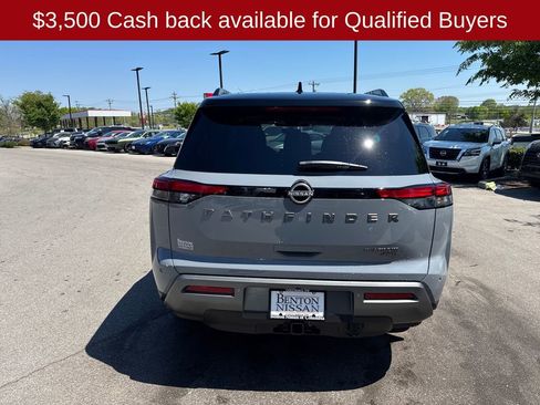 New 2026 Nissan Pathfinder Platinum AWD/4WD image 7