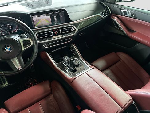 Used 2022 BMW X6 M50i w/ Premium Package image 25
