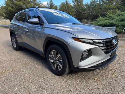 Used 2024 Hyundai Tucson Blue image 3