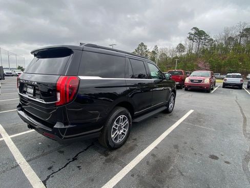 New 2026 Ford Expedition Active image 7