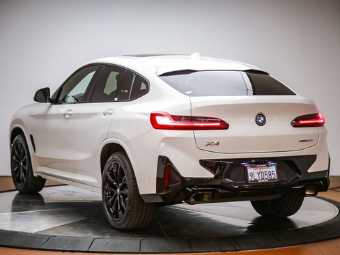 Certified 2024 BMW X4 xDrive30i w/ Premium Package AWD/4WD image 2
