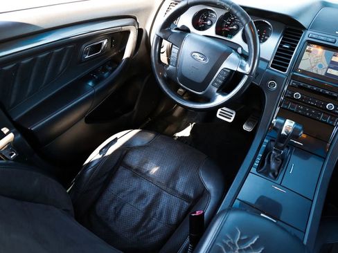 Used 2012 Ford Taurus SHO image 21