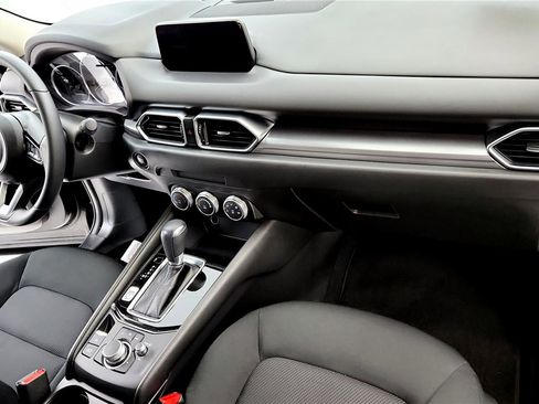 Used 2019 MAZDA CX-5 Sport image 16