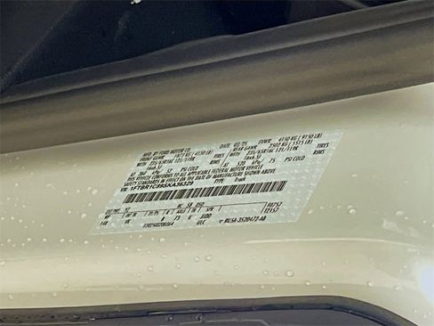 New 2025 Ford Transit 250 148 Medium Roof image 32