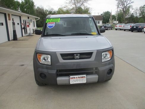 Used 2005 Honda Element LX image 18