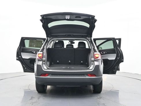 Used 2022 Jeep Compass Latitude w/ Sun and Sound Group image 46