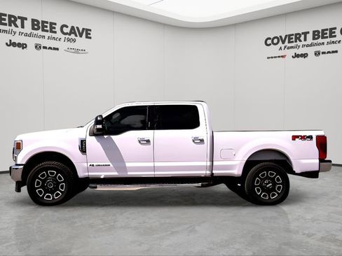 Used 2021 Ford F250 Lariat w/ Chrome Package image 4