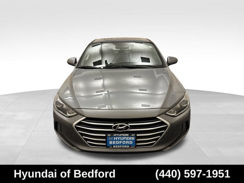 Used 2018 Hyundai Elantra Value Edition FWD image 2