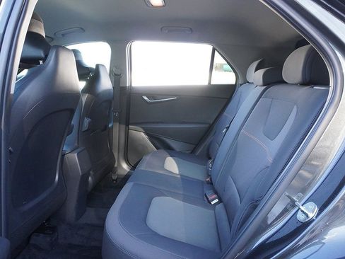 Used 2023 Kia Niro LX image 31