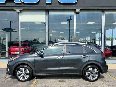 Used 2022 Kia Niro EX w/ Cold Weather Package image 38
