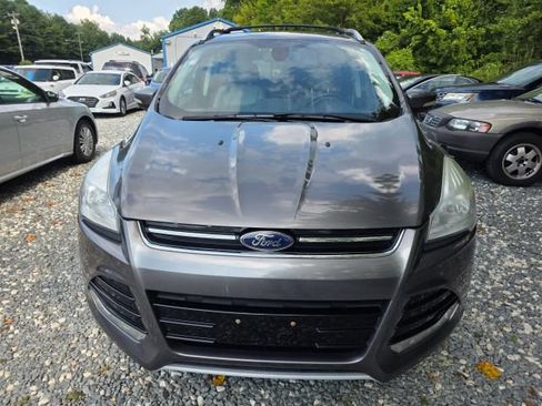 Used 2014 Ford Escape Titanium FWD image 2