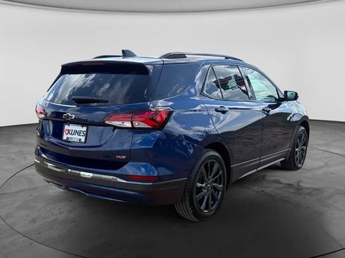 Used 2022 Chevrolet Equinox RS w/ Infotainment Package AWD/4WD image 9