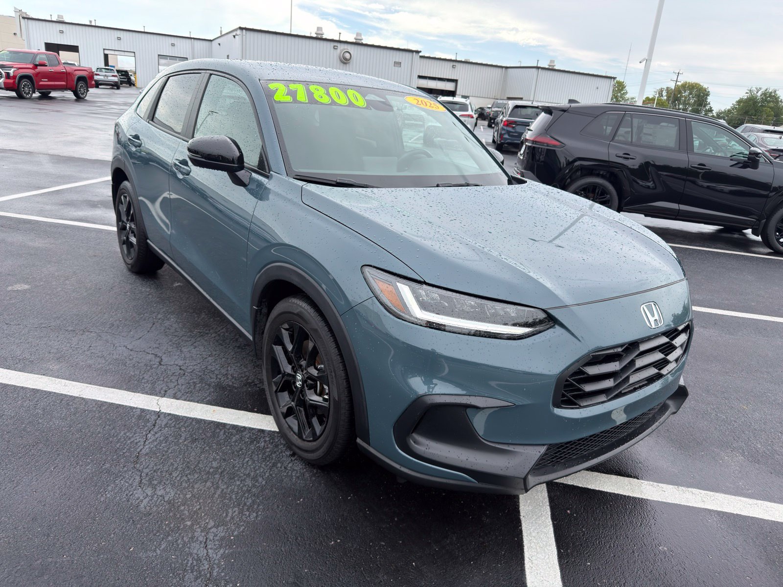 Used 2025 Honda HR-V Sport image 8