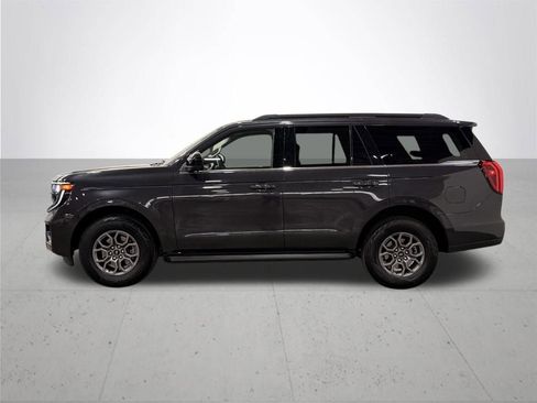 Used 2025 Ford Expedition Active AWD/4WD image 14