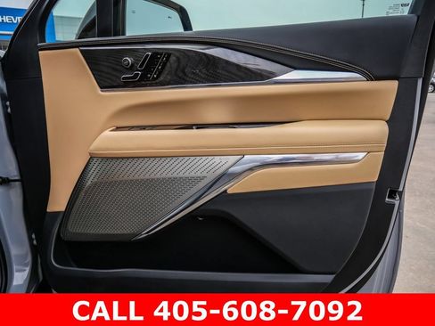 Used 2026 Cadillac Escalade IQL Sport 2 AWD/4WD image 20
